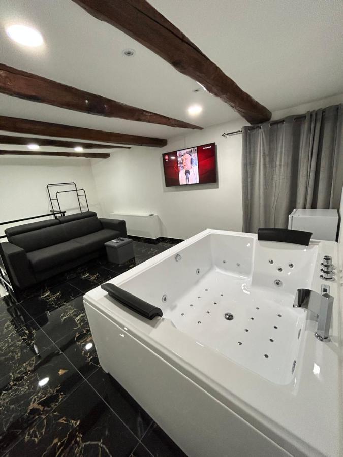 Giovanni Luxury Suites Νάπολη Εξωτερικό φωτογραφία