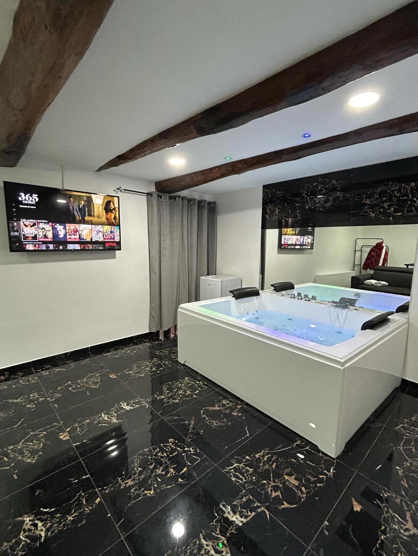 Giovanni Luxury Suites Νάπολη Εξωτερικό φωτογραφία